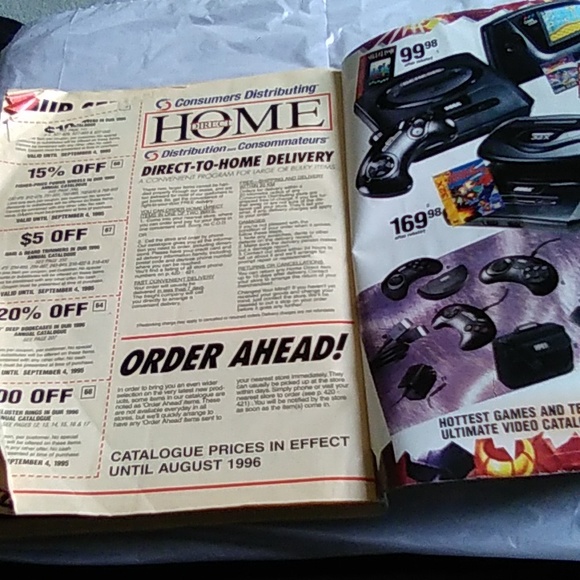 Consumers Distributing 1996 Annual Catalogue - Picture 3 of 10
